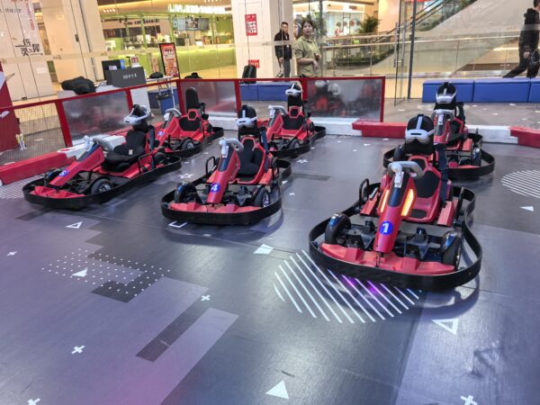 Mini MR GO KARTs for Kids at LekeVreXport Kids' MR GO KART racing cars for fun and entertainment at LekeVreXport. Perfect for children to enjoy safe, exciting go-kart experiences in a vibrant indoor setting.