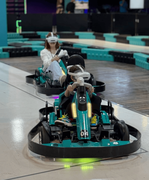 leke-vr-mr-gokart-commercial-trackless-racing-kart-6-themes-multiplayer