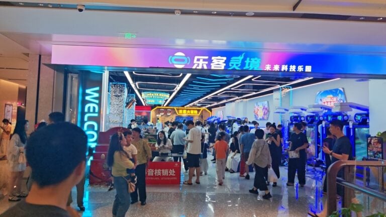 Virtual Reality Examples: Inside LEKE VR’s New 1,000㎡ Flagship at Shanghai PRISMA Center